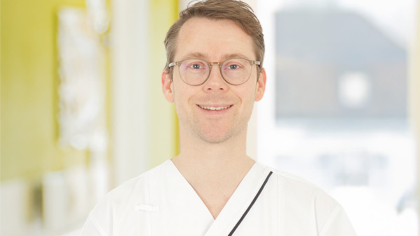 Dr. med. Fabian Franzeck zum Leitenden Arzt Infektiologie befördert
